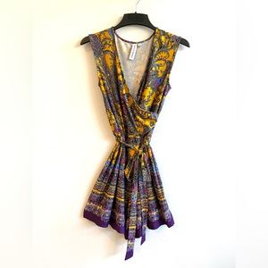 Emma & Michele Floral Yellow/Purple Sleeveless V-Neck Tie Waist Romper Size S